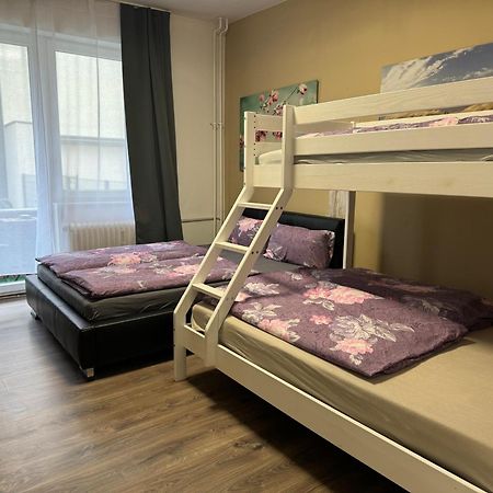Berlin Pur - Wohnung Fuer Bis Zu 12 Personen Zewnętrze zdjęcie